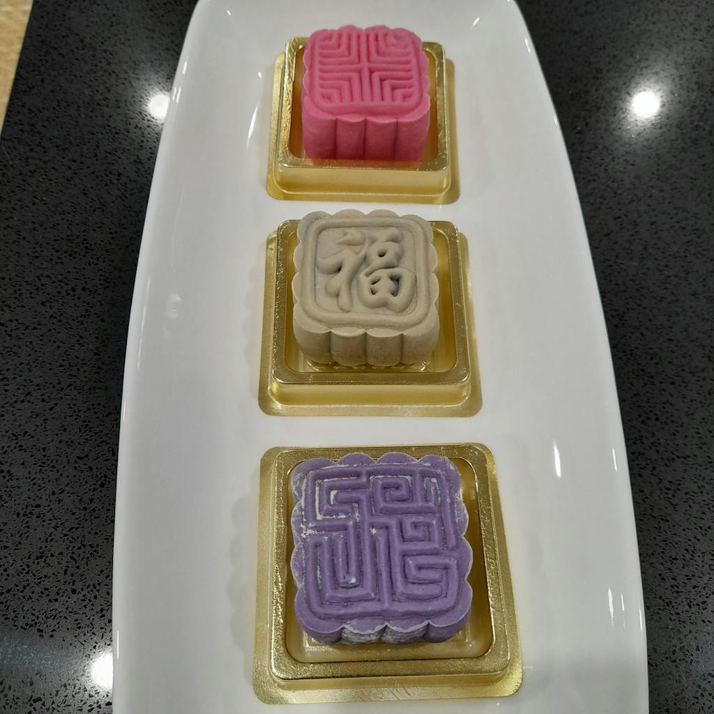 Customer photo for an Amour Desserts review