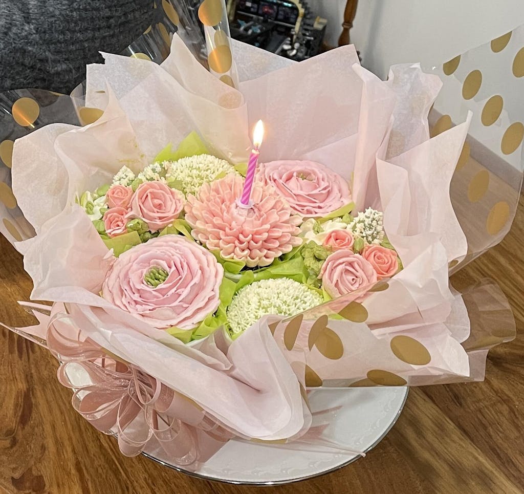 Customer photo for an Amour Desserts review