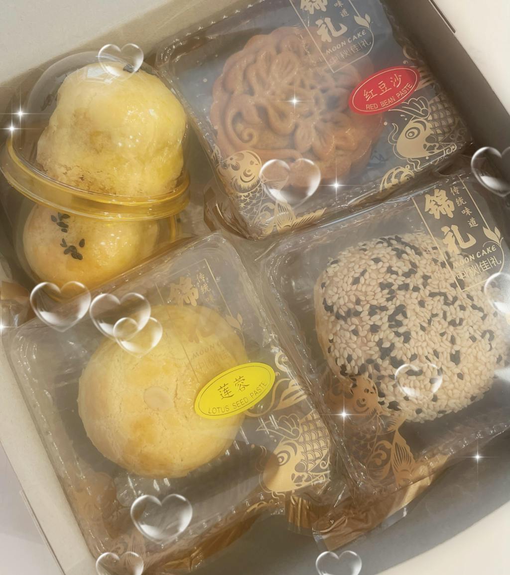 Customer photo for an Amour Desserts review