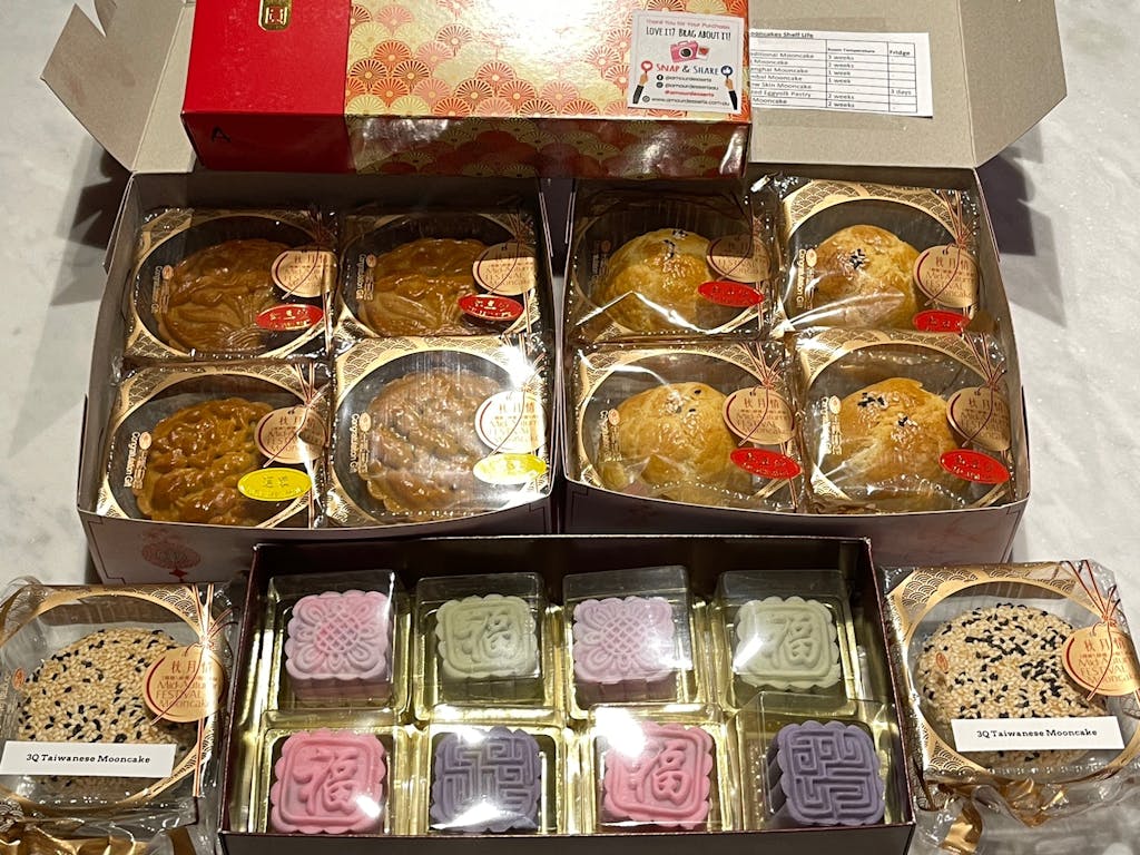 Customer photo for an Amour Desserts review