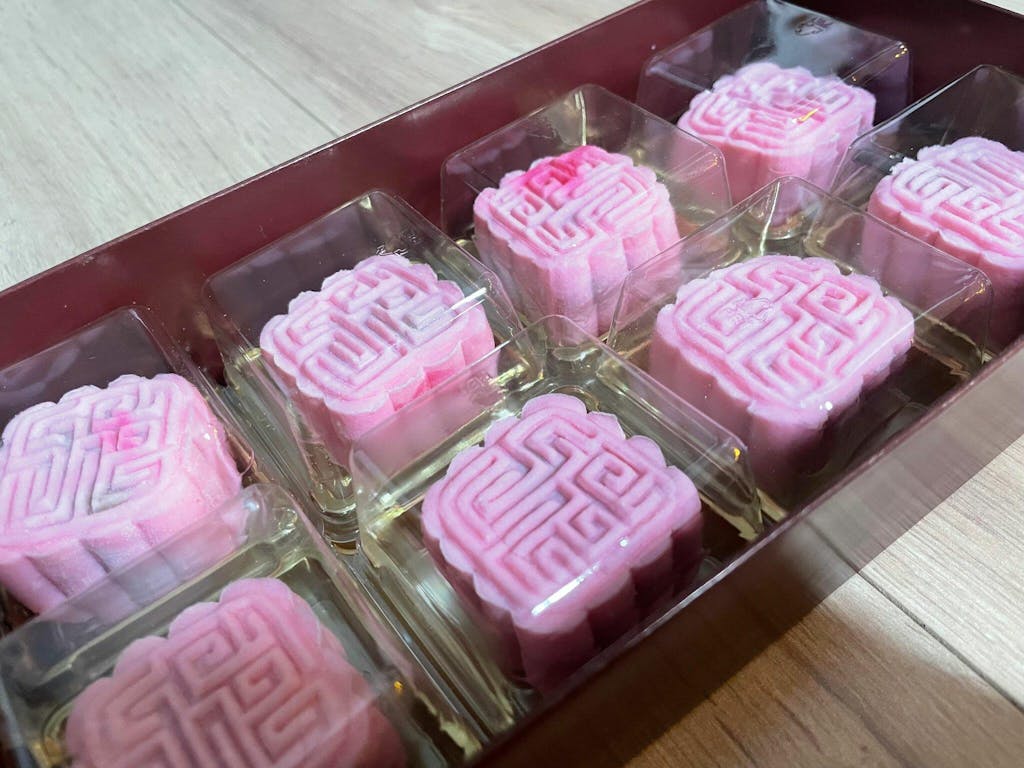 Customer photo for an Amour Desserts review